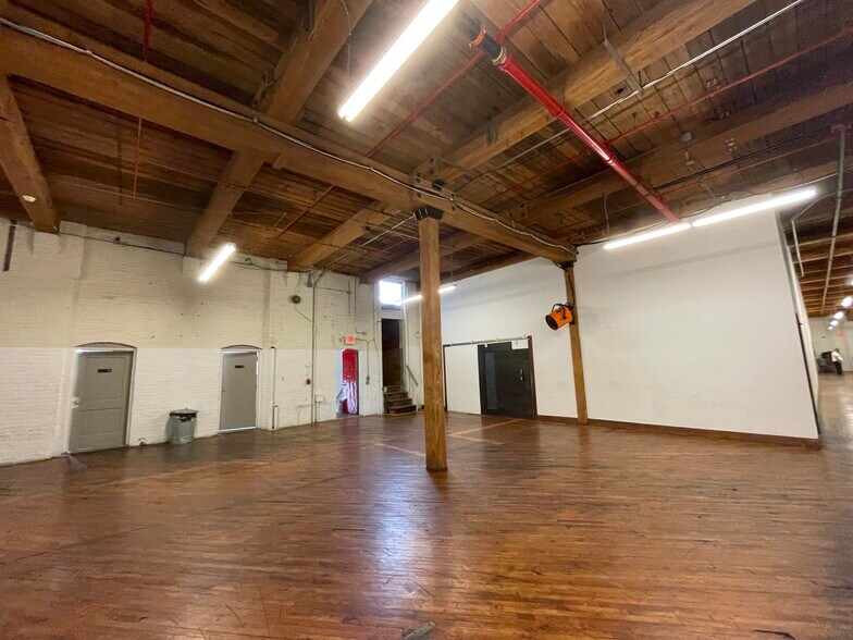 More Photos Of 3800 Jasper St, Philadelphia Service For Lease