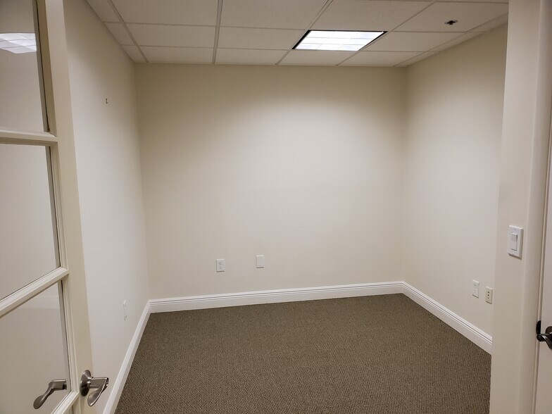 More Photos Of 1851 W Indiantown Rd, Jupiter Medical For Lease
