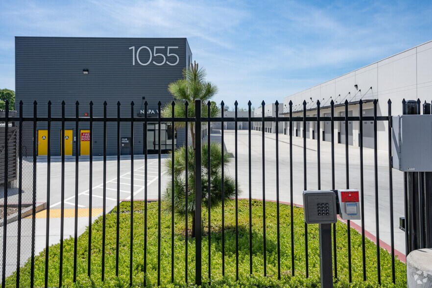 More Photos Of 1055 Soscol Ferry Rd, Napa Distribution For Sale