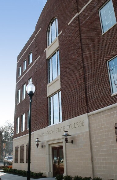 More Photos Of 221 W Hanover St, Trenton Medical For Lease