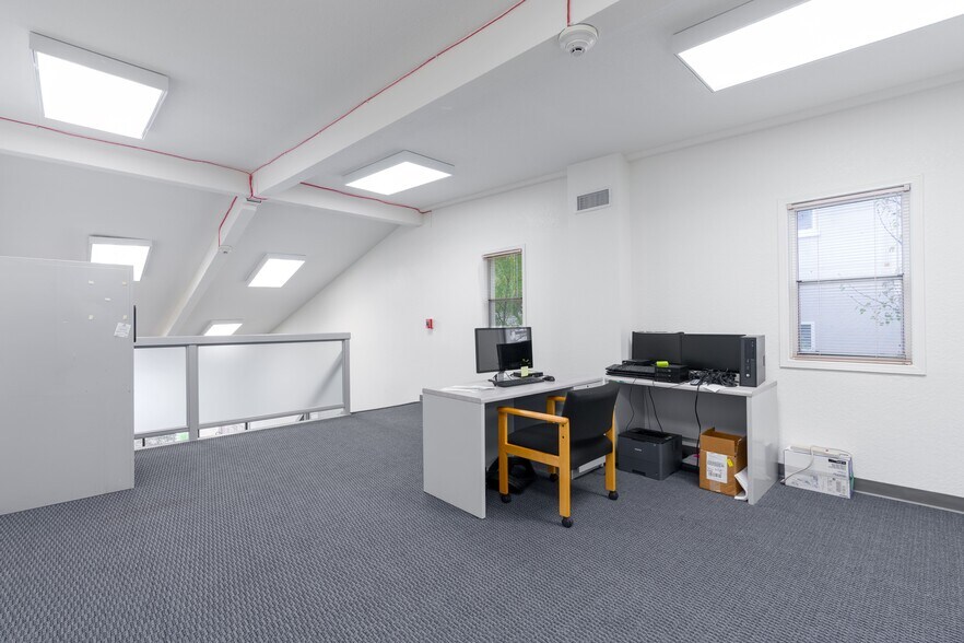 More Photos Of 1111 W Town and Country Rd, Orange Medical For Sale