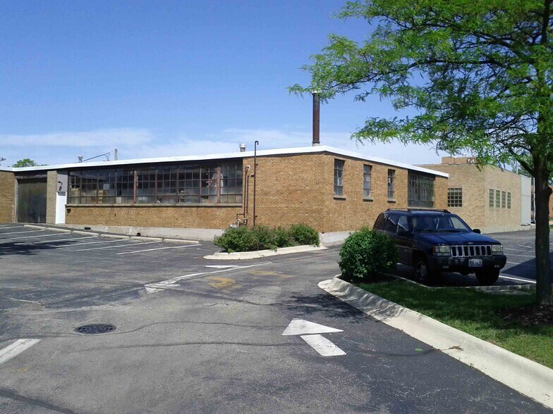 More Photos Of 1455 E Golf Rd, Des Plaines Unknown For Lease
