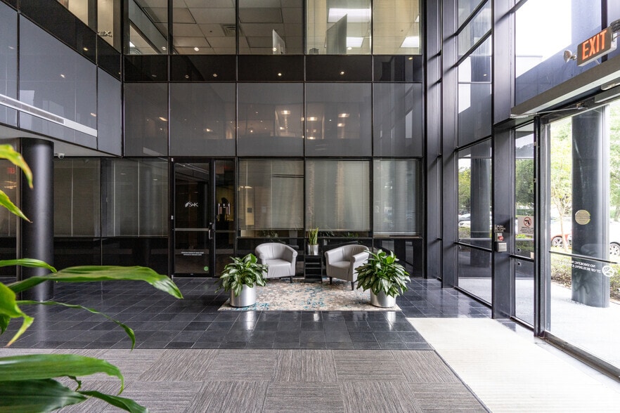 More Photos Of 1331 Gemini St, Houston Office For Lease