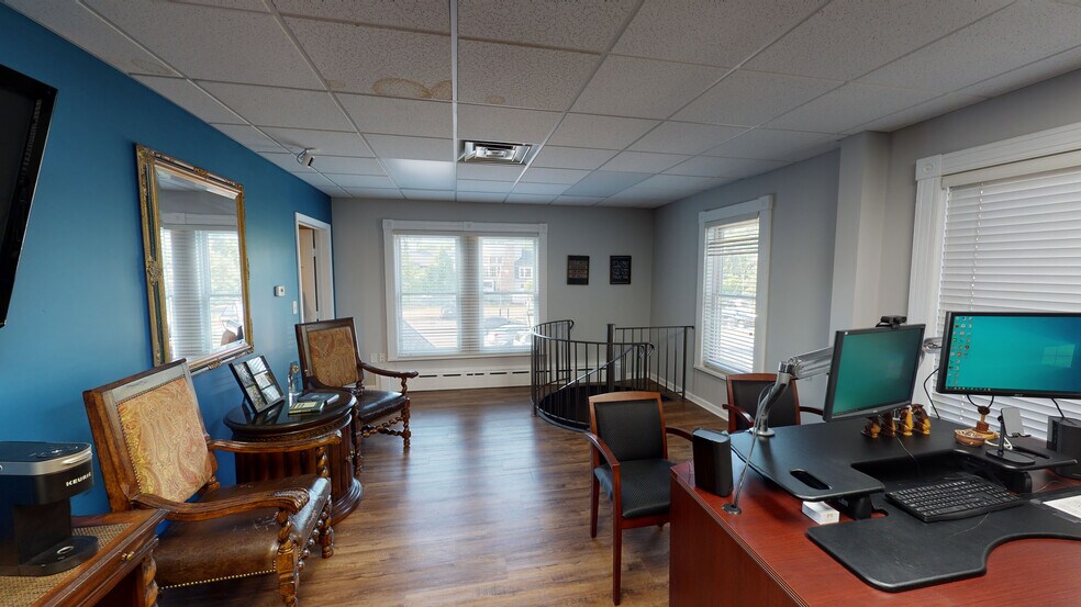 More Photos Of 100 E Seneca St, Manlius Office For Lease