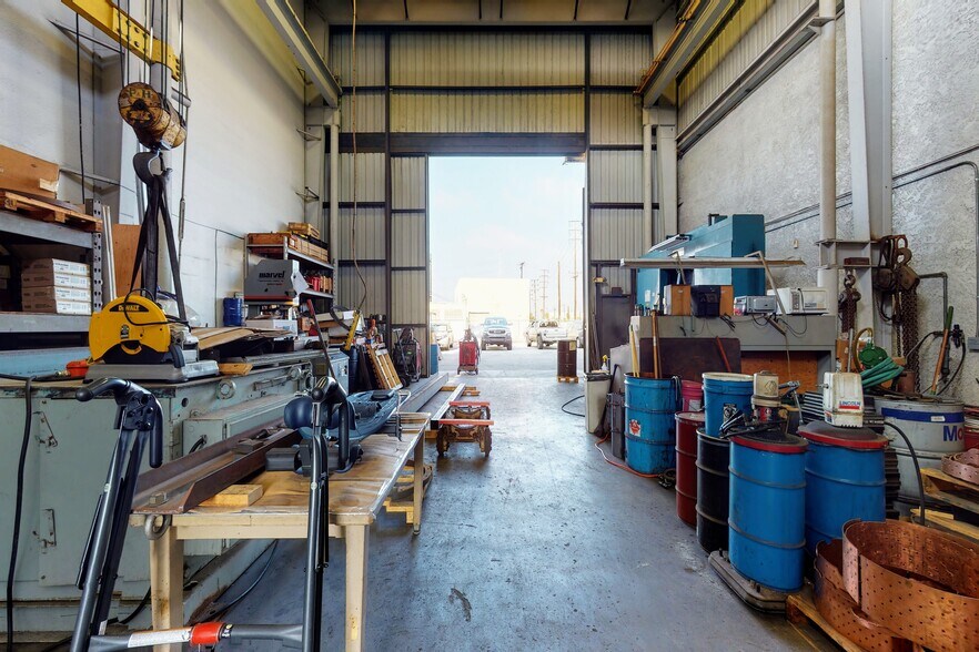 More Photos Of 3400-3470 Randolph St, Huntington Park Warehouse For Lease