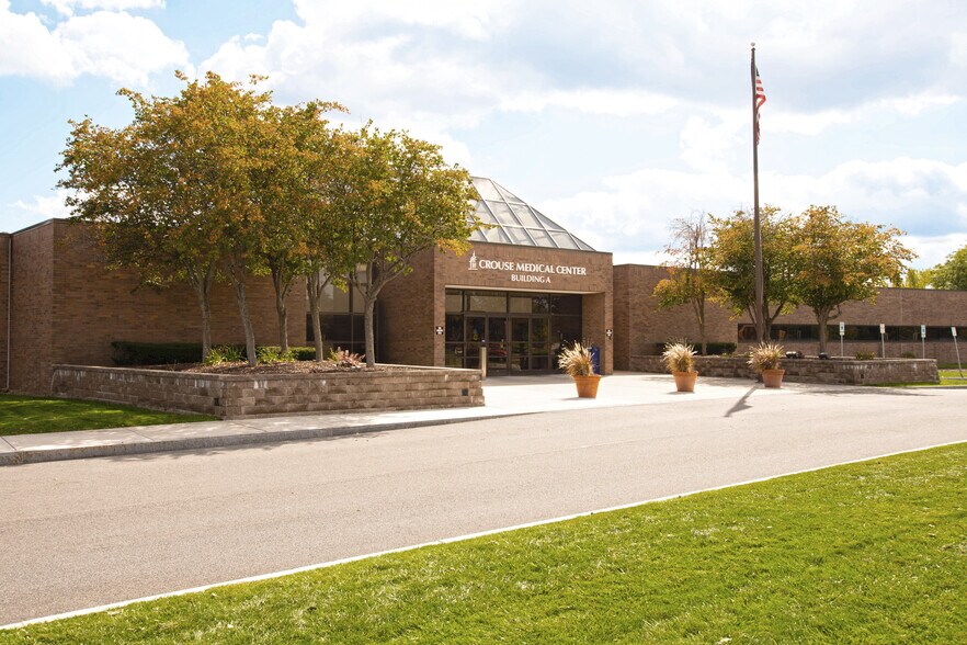 More Photos Of 5000 Brittonfield Pky, Syracuse Office For Sale