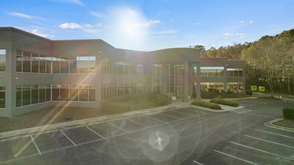 More Photos Of 5520 Capital Center Dr, Raleigh Office For Sale