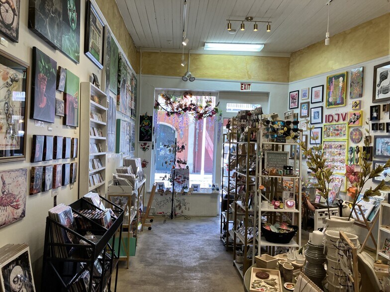 More Photos Of 604-608 Chartres St, New Orleans Storefront Retail Residential For Lease