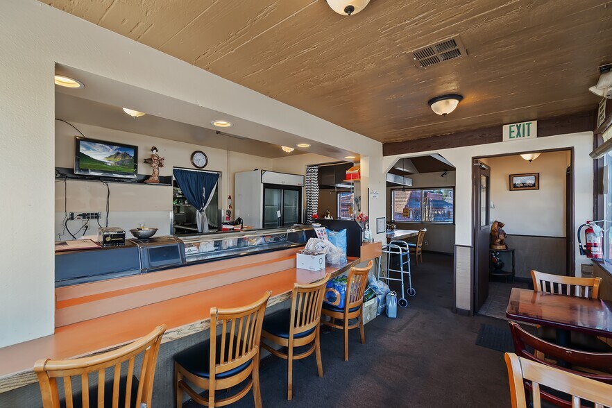 More Photos Of 41025 Big Bear Blvd, Big Bear Lake Restaurant For Sale