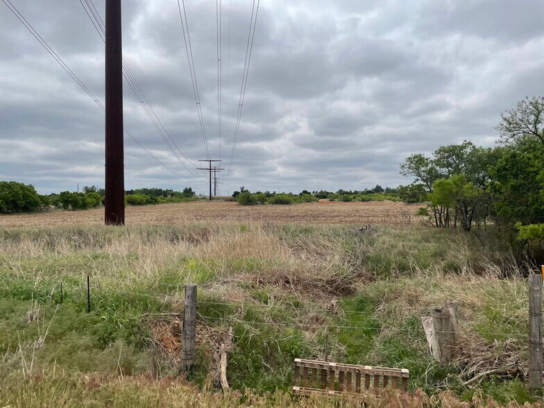 More Photos Of Hwy 287 E & CR 15, Childress Land For Sale