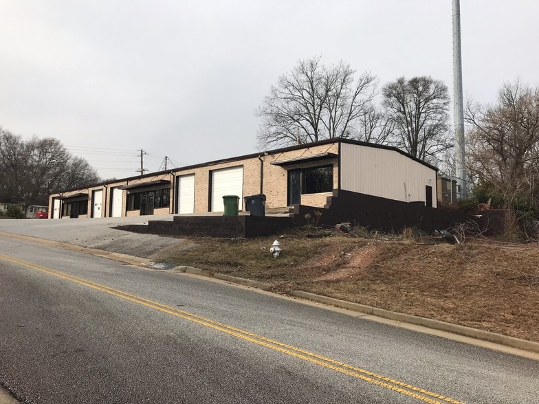 More Photos Of 100 Mill St, Lawrenceville Warehouse For Lease