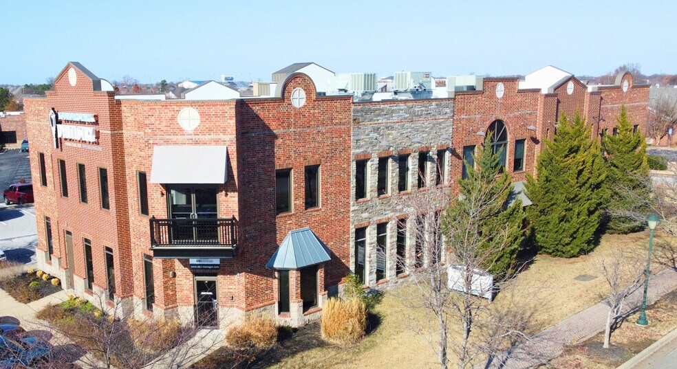 Primary Photo Of 6801 Isaac's Orchard Rd, Springdale Office For Sale