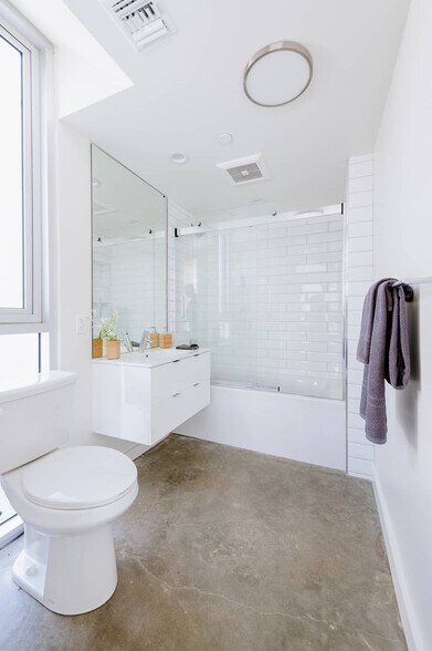 More Photos Of 12770 Caswell Ave, Los Angeles Apartments For Sale
