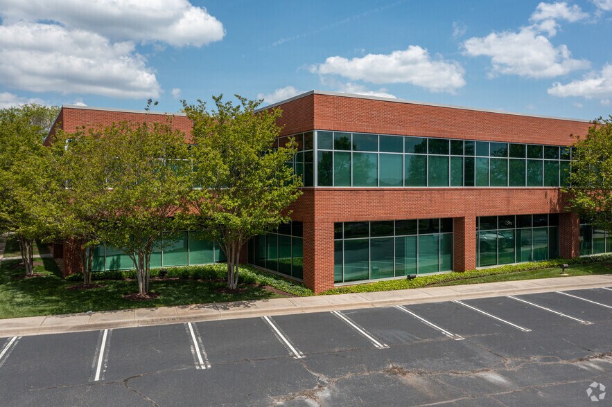 More Photos Of 10133 Sherrill Blvd, Knoxville Medical For Sale