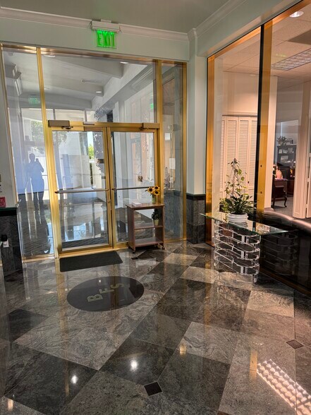 More Photos Of 3500 N 28th Ter, Hollywood Office For Sale