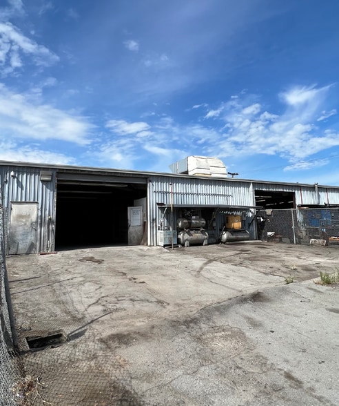 More Photos Of 643 Quarry Rd, San Carlos Industrial For Lease