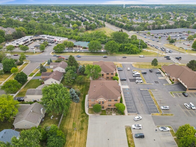 More Photos Of 1N131 County Farm Rd, Winfield Office For Sale