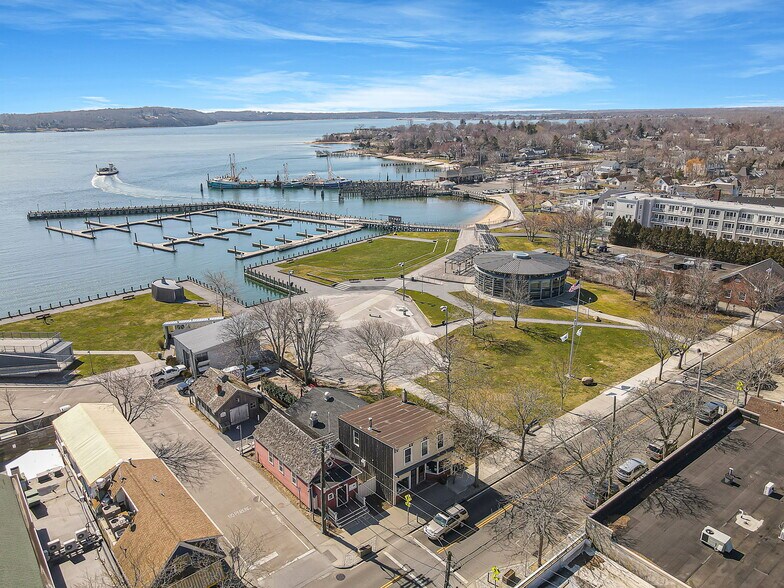 More Photos Of 136-138 Main St, Greenport Storefront Retail Residential For Sale