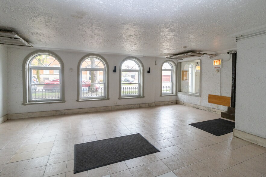 More Photos Of , Chicago Multifamily For Sale