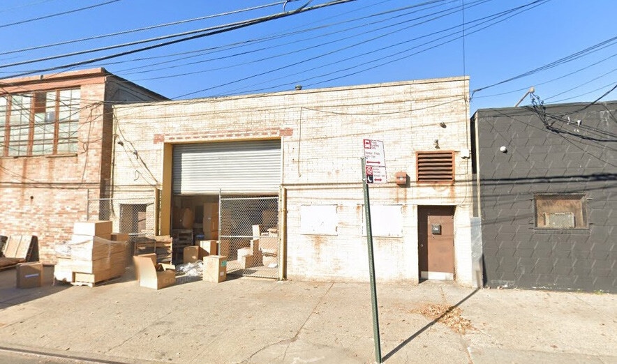 More Photos Of 427 Stanley Ave, Brooklyn Warehouse For Lease