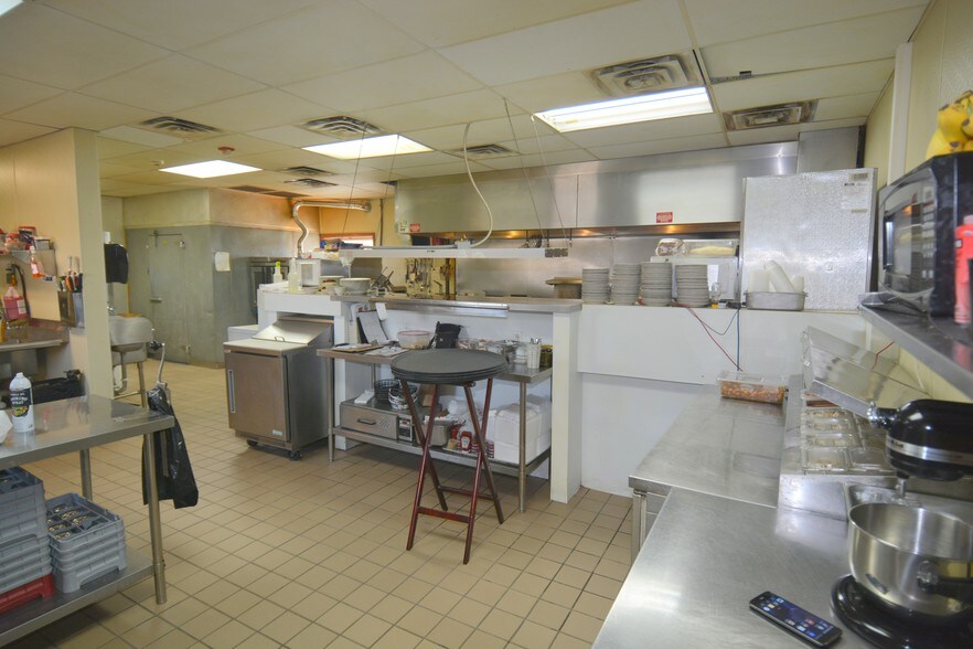 More Photos Of 13 E Dayton St, West Alexandria Restaurant For Sale