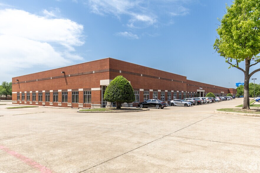 More Photos Of 3000 Kellway Dr, Carrollton Research And Development For Sale