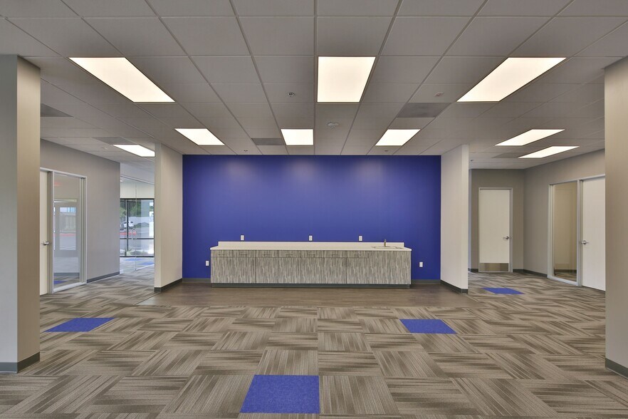 More Photos Of 12150-12180 SW Garden Pl, Tigard Unknown For Lease