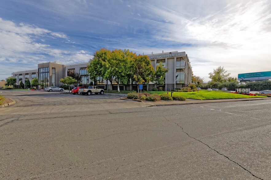 More Photos Of 1600 Sacramento Inn Way, Sacramento Office For Lease