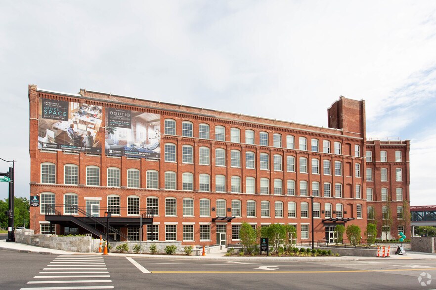 More Photos Of 165 Thorndike St, Lowell Apartments For Sale