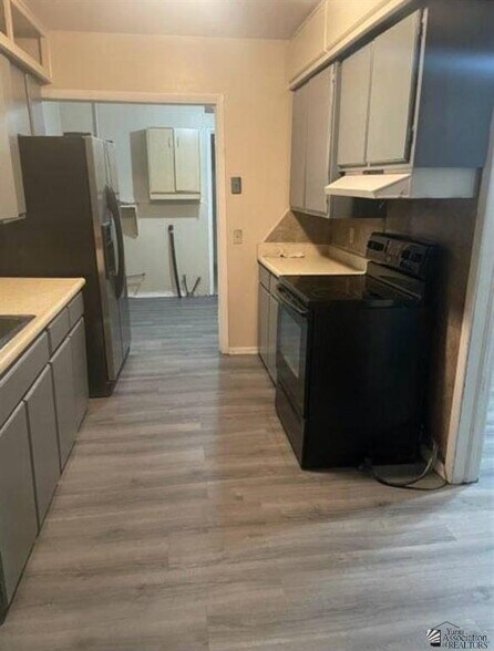 More Photos Of 584 S Avenue B, Yuma Multifamily For Sale