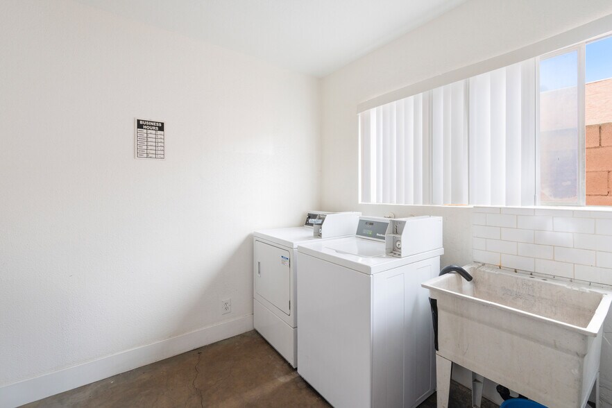 More Photos Of 3301 E Artesia Blvd, Long Beach Multifamily For Sale