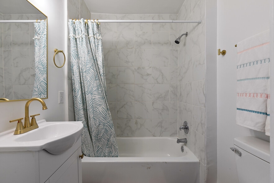 More Photos Of 4 S Auburn Ave, Richmond Apartments For Sale