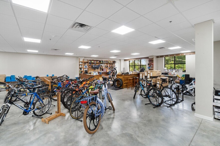 More Photos Of 2302 Turnpike St, North Andover General Retail For Sale