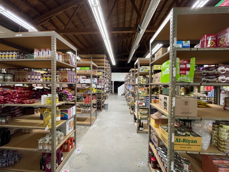 More Photos Of 1701 30th St, Bakersfield Freestanding For Sale