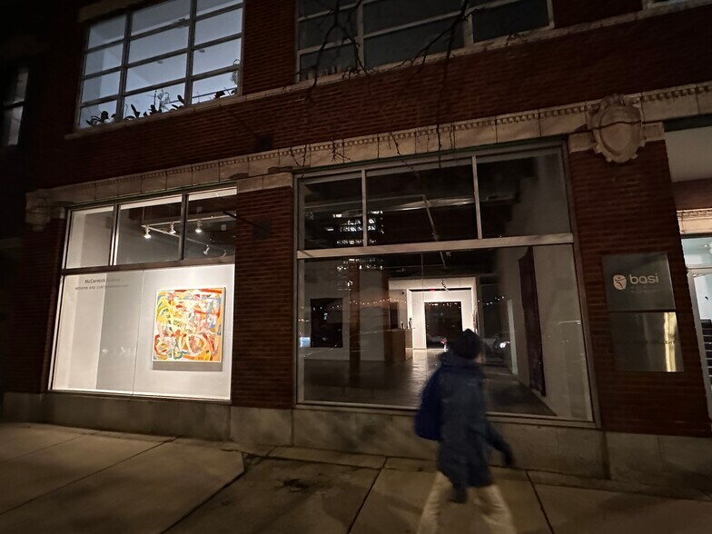 More Photos Of 835 W Washington Blvd, Chicago Unknown For Lease