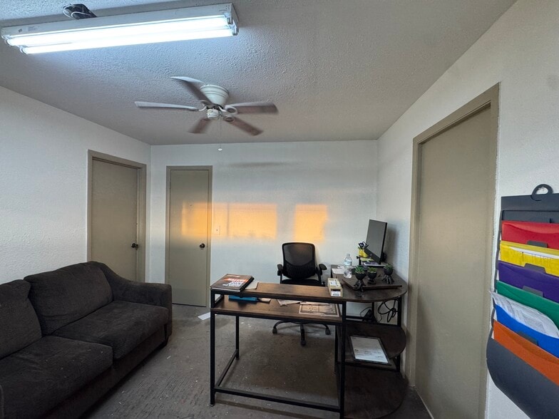More Photos Of 1060 Nursery Rd, Winter Springs Auto Repair For Sale
