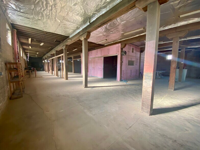 More Photos Of 260 W Stroud St, Randolph Warehouse For Sale