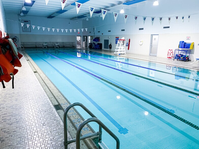 More Photos Of 1220 S Rankin St, Edmond Health Club For Sale