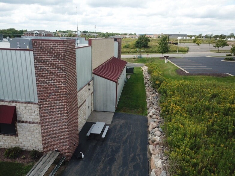 More Photos Of 7802 Meadow Rock Dr, Weston Office For Sale