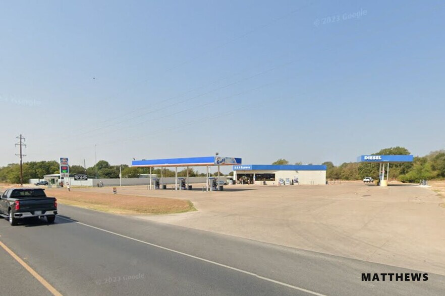 More Photos Of 1579 TX-22, Whitney General Retail For Sale