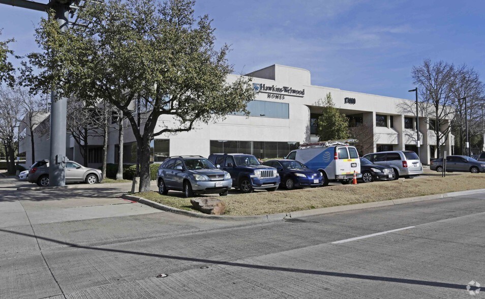 More Photos Of 17480 Dallas Pky, Dallas Office For Lease