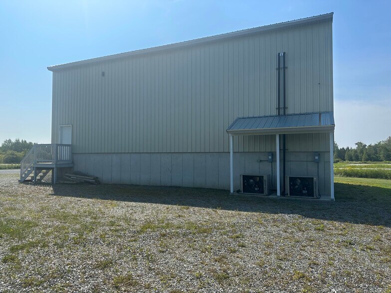 More Photos Of 336 Industrial Park St park, Pittsfield Industrial For Lease