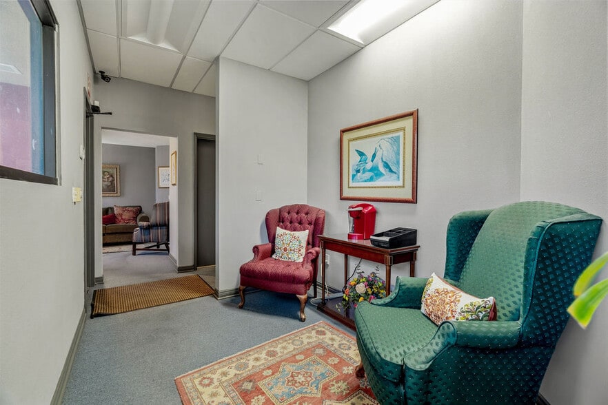 More Photos Of 6346 Brockton Ave, Riverside Office Residential For Sale