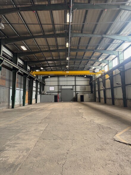 More Photos Of 870 S 500 W, Salt Lake City Industrial For Lease