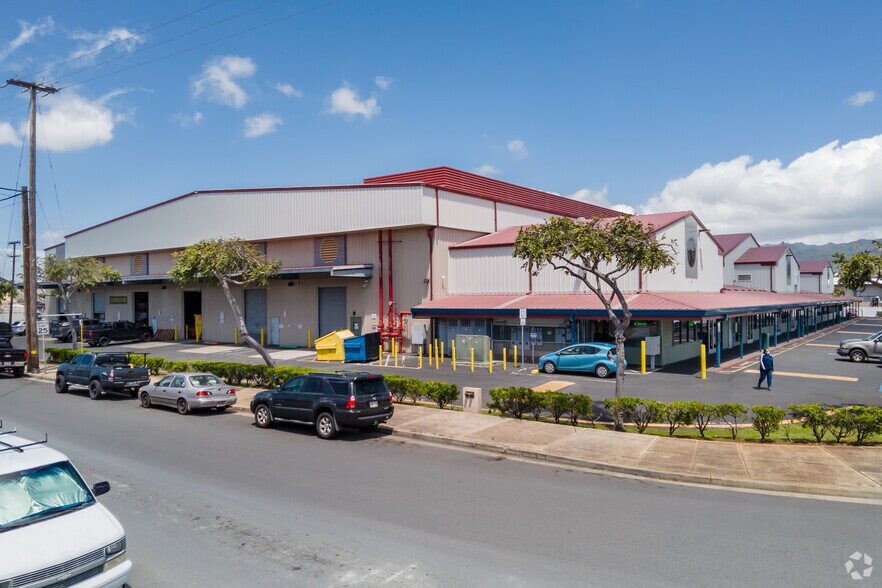 More Photos Of 120 Sand Island Access Rd, Honolulu Warehouse For Lease