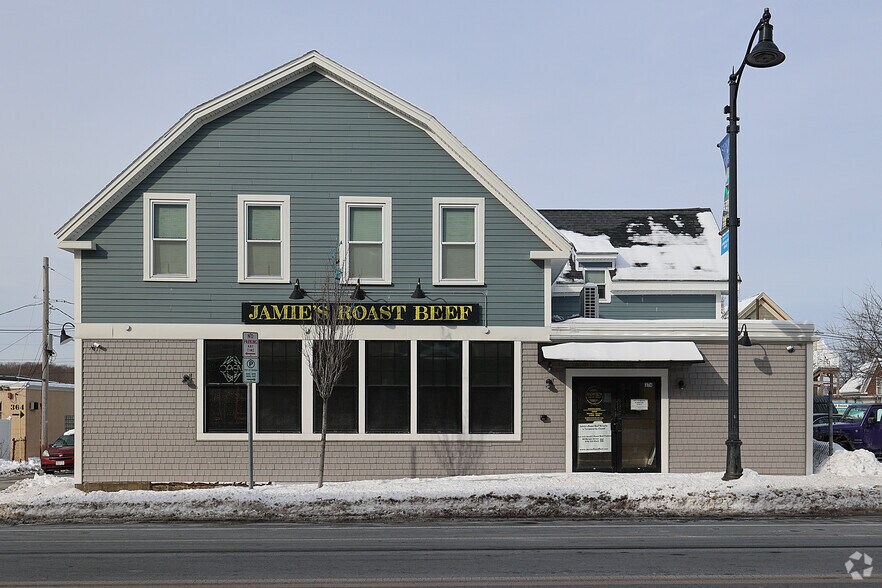 More Photos Of 374 Rantoul St, Beverly Restaurant For Lease