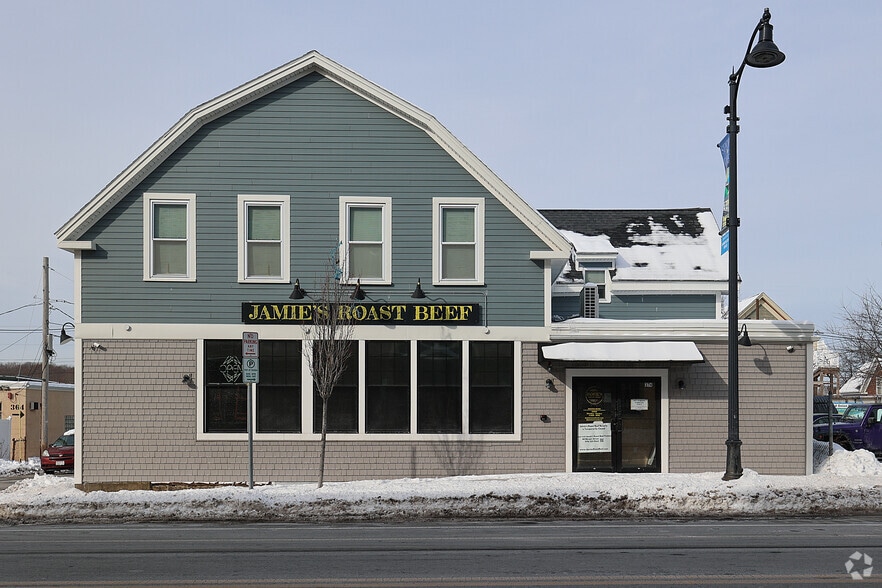 More Photos Of 374 Rantoul St, Beverly Restaurant For Lease