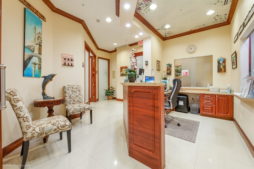 More Photos Of 135 San Lorenzo Ave, Coral Gables Office For Sale