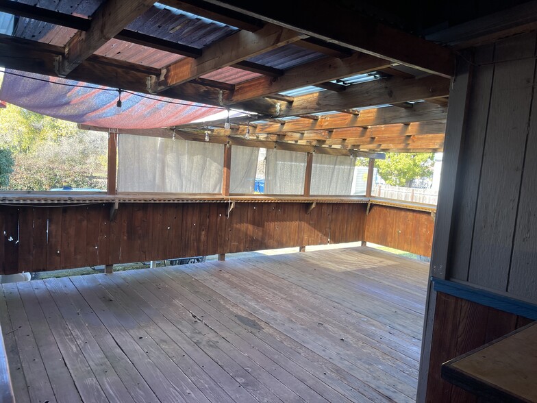 More Photos Of 2968 State Highway 49, Cool Storefront Retail Office For Lease
