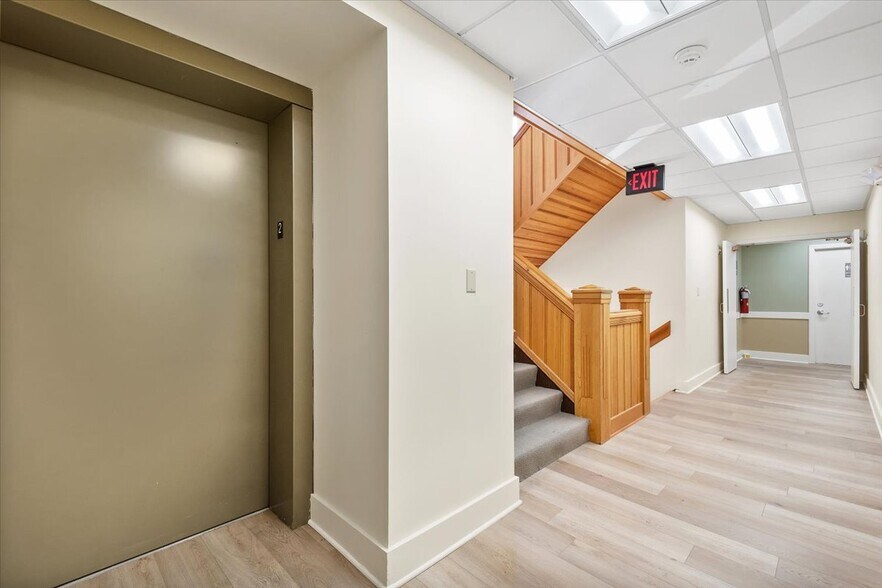 More Photos Of 3578 Brodhead Rd, Monaca Unknown For Lease